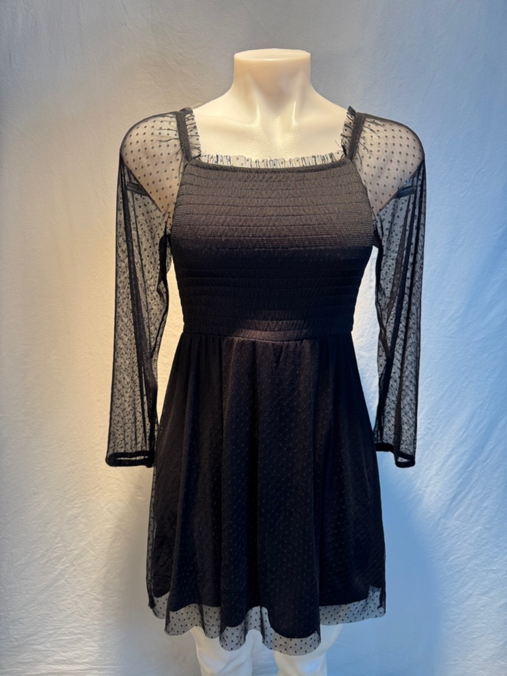 art class Black Sheer Dot Long-Sleeve Smocked Dress